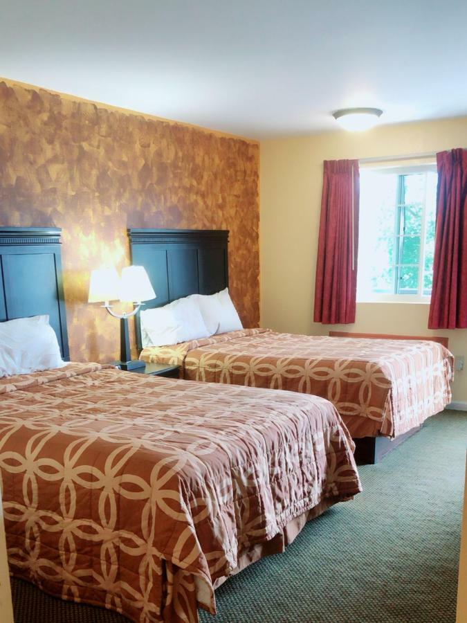 Sunflower Inn Галуоей Екстериор снимка